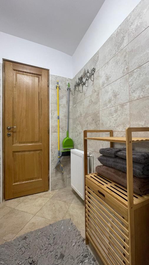 2_Traveler'S Retreat Apartment Brasov Exterior photo
