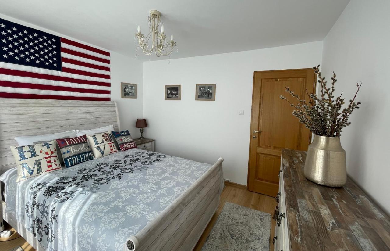 2_Traveler'S Retreat Apartment Brasov Exterior photo